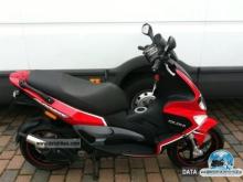 gILERA RUNNER SP BLACKRED